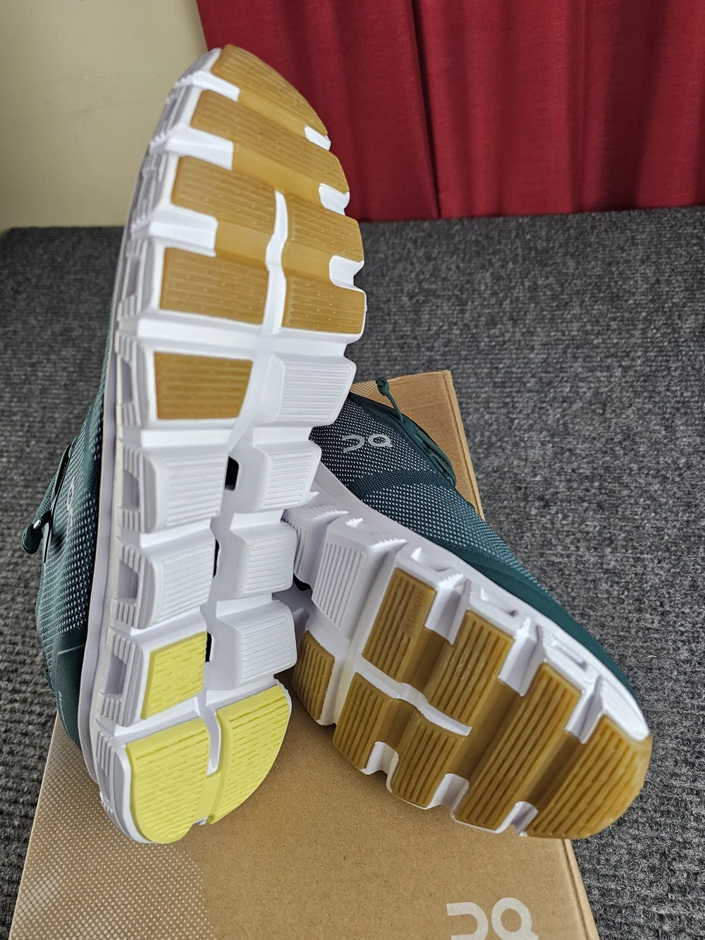 On Cloud 6 Versa Mens Dark Teal Lightweight Running Shoes New
